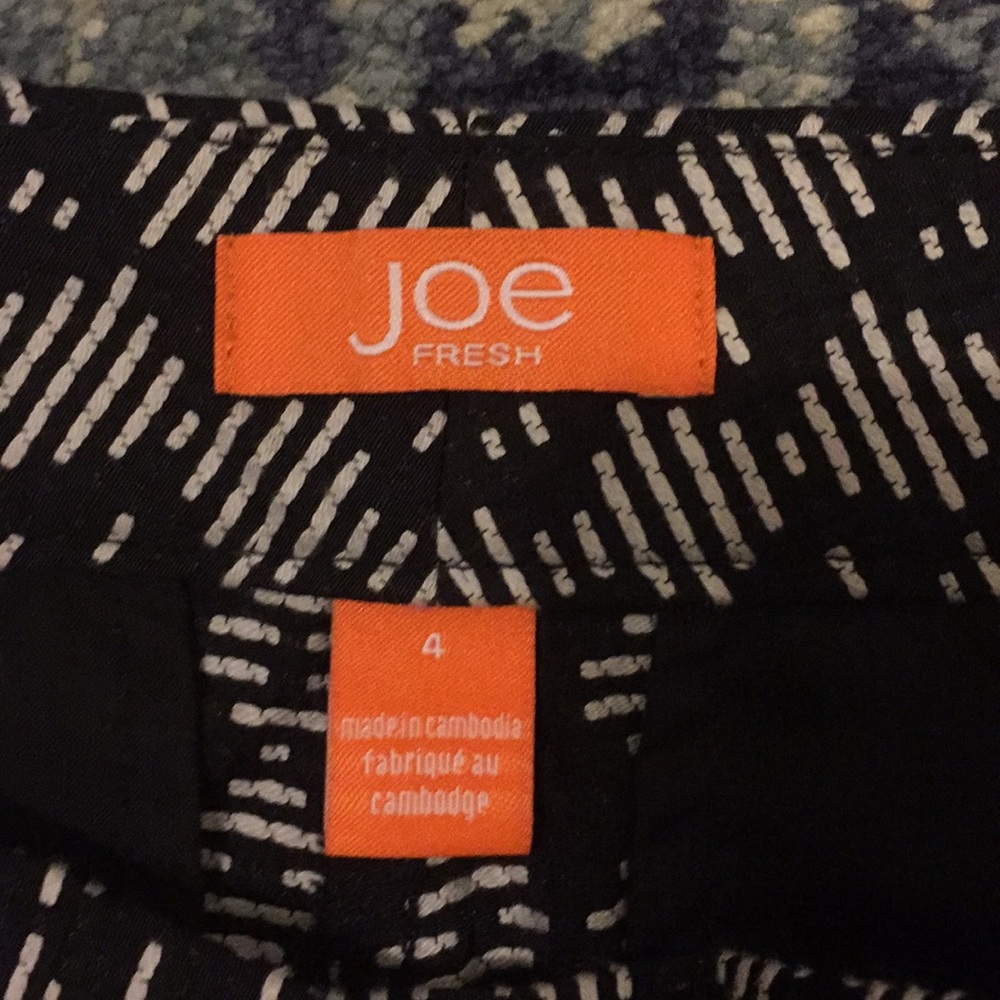 Joe Fresh Patterned Shorts - Picture 2 of 2